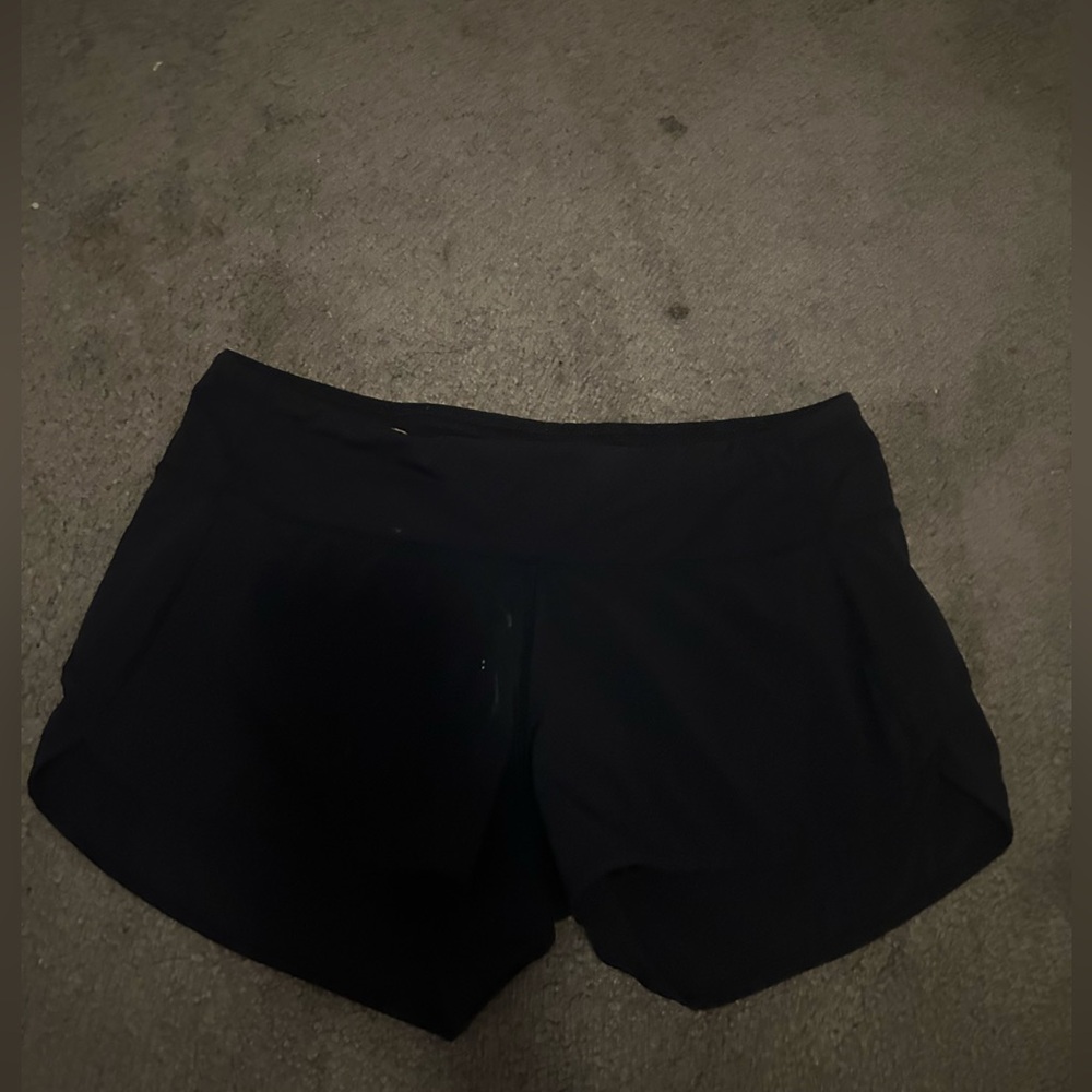 navy blue lululemon shorts